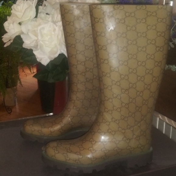 Rain boots - Picture 4 of 4